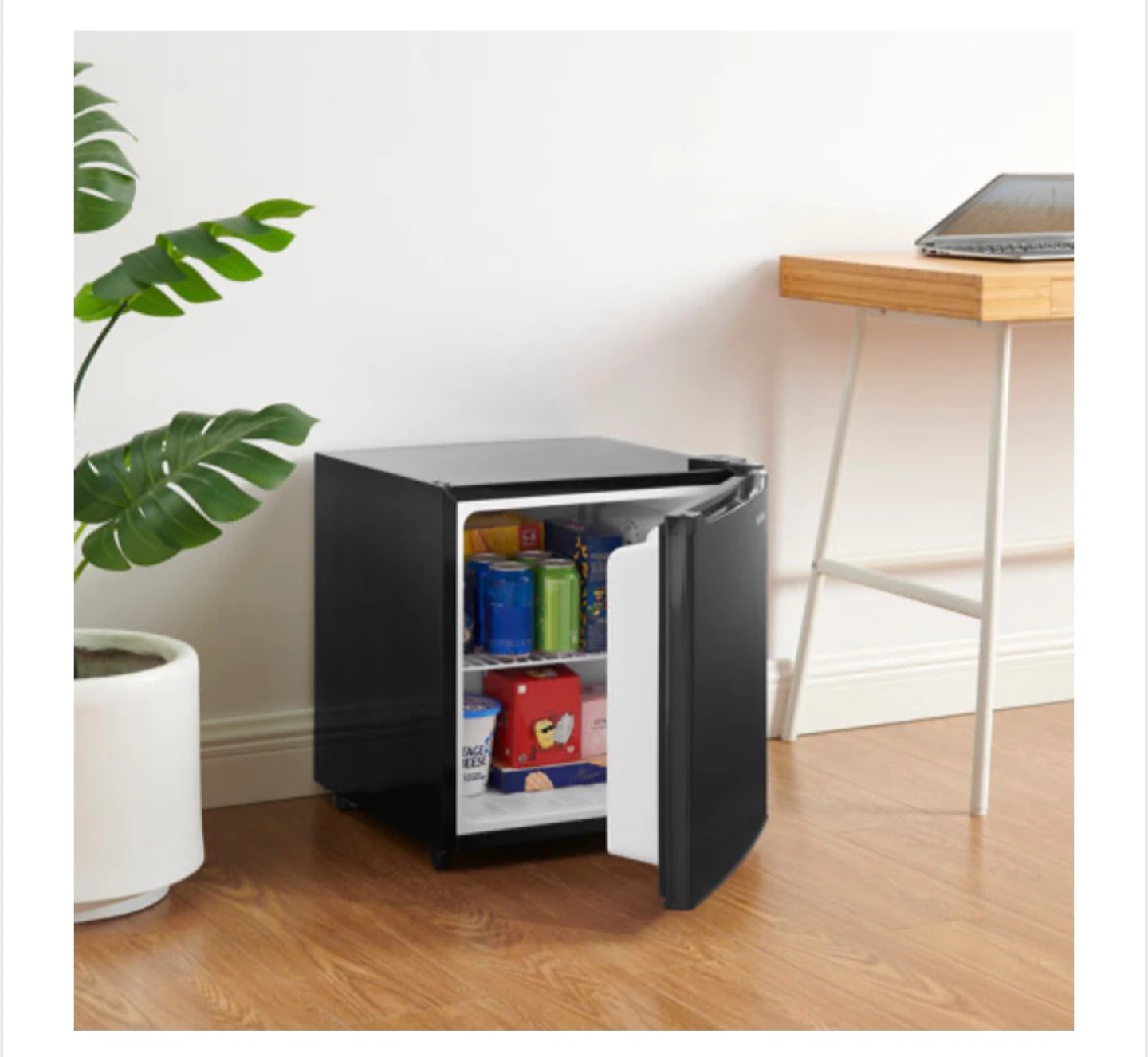 Insignia Black Mini Fridge 1.7 cu ft - photo 3