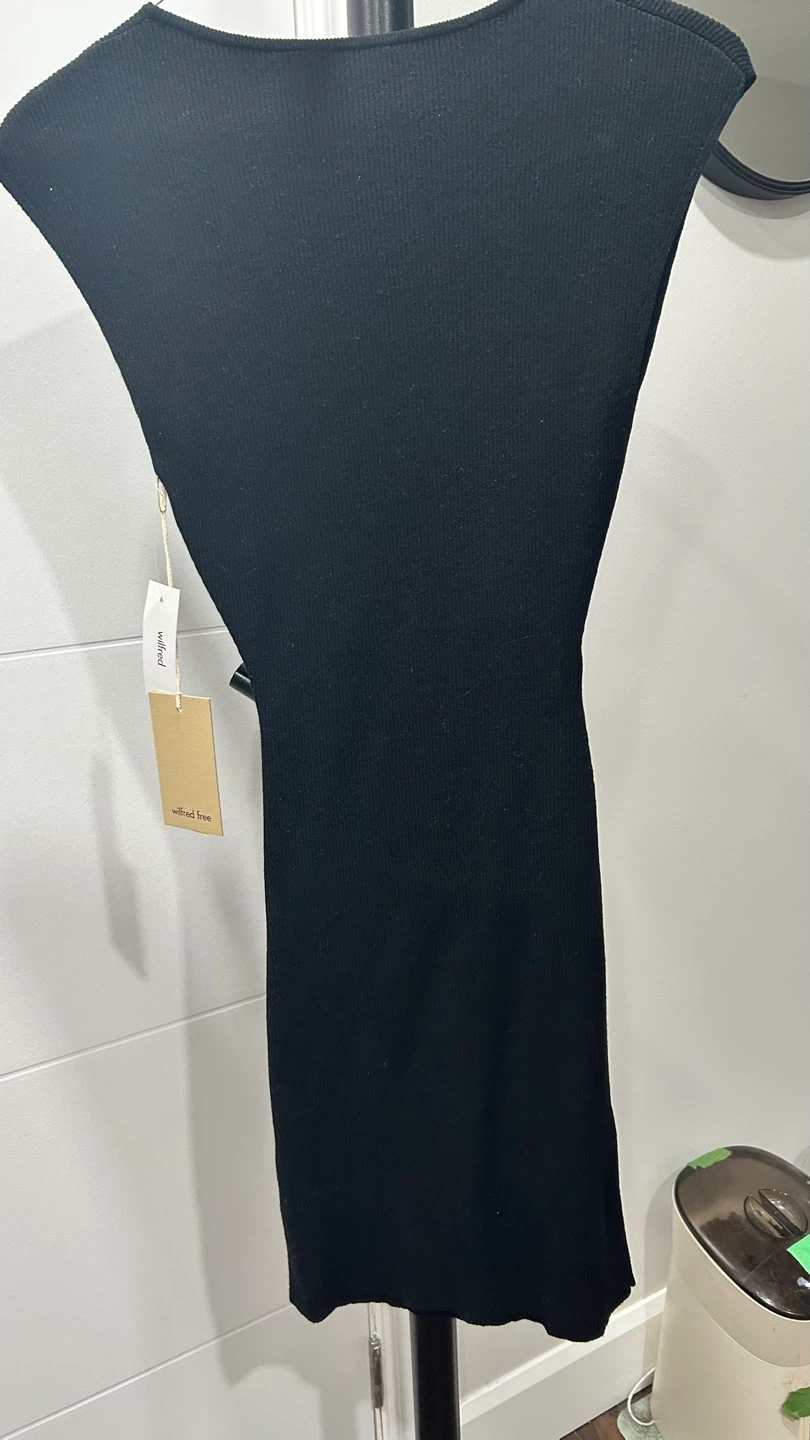 Wilfred Free Black Ribbed Cutout Dress - photo 2