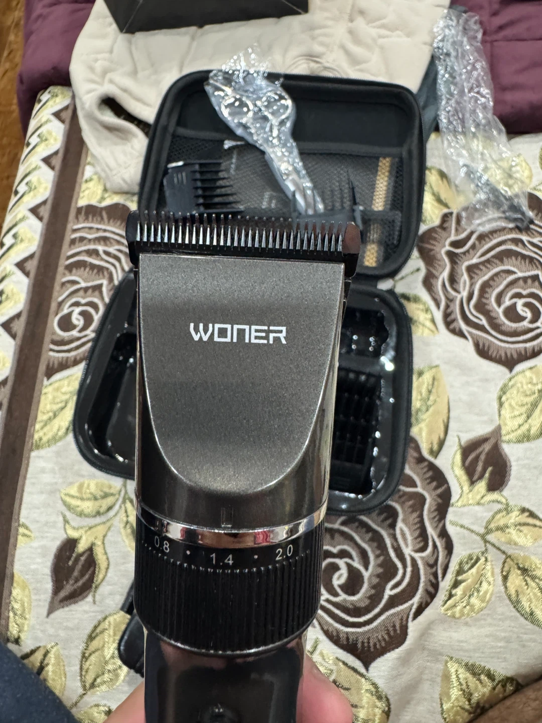 WONER Hair Clipper Kit with Accessories