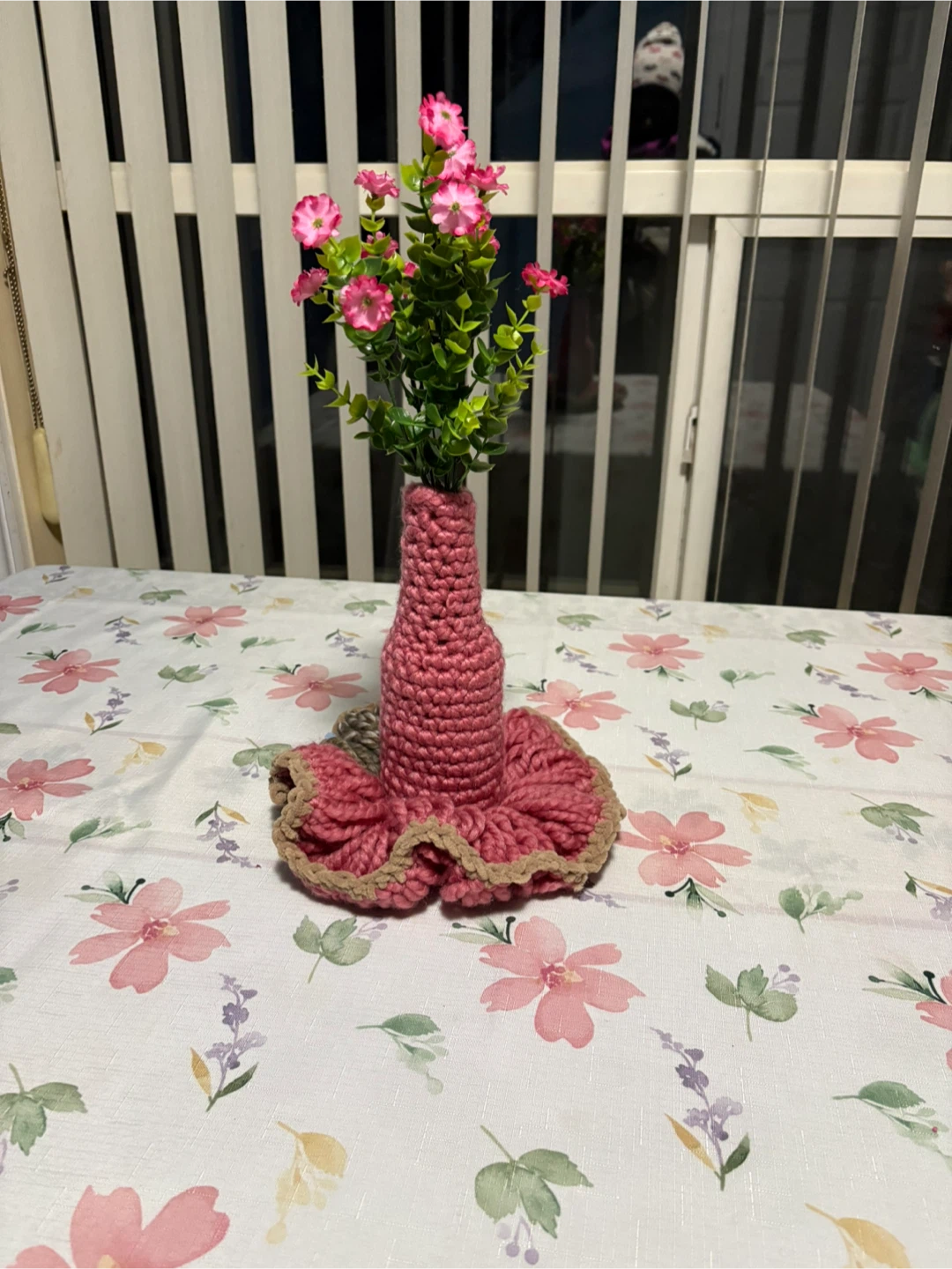 Knitted Bottle Vases with Artificial Flowers - photo 4