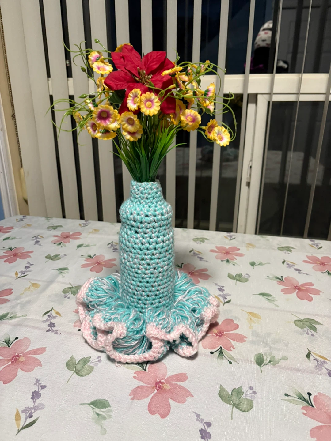 Knitted Bottle Vases with Artificial Flowers - photo 2