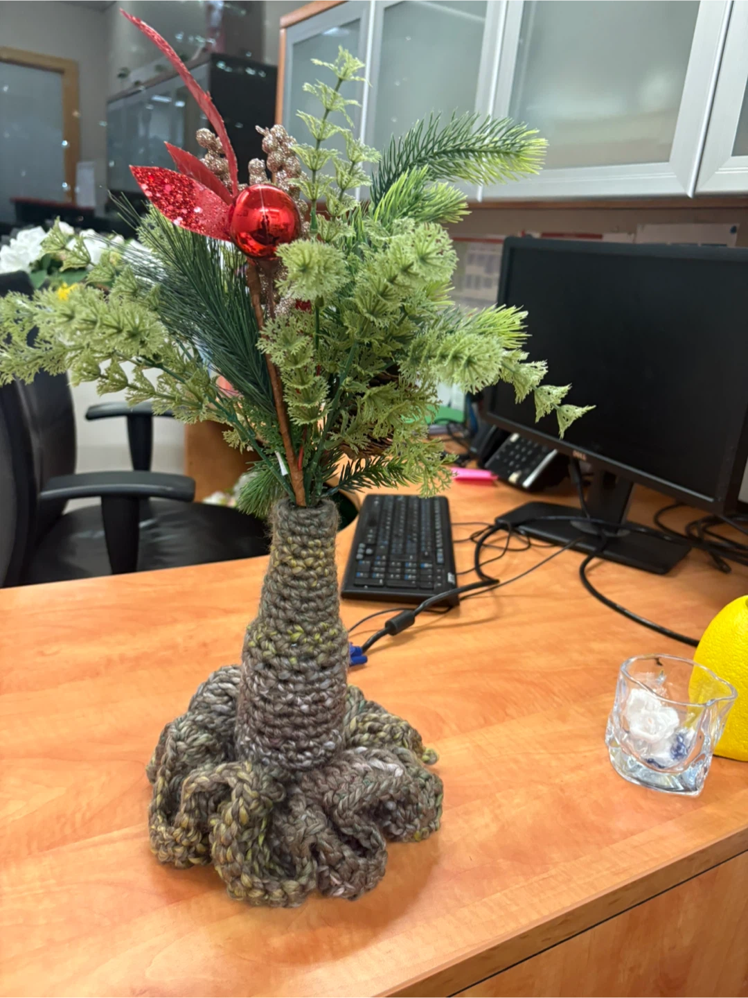 Handmade knitted bottles  flowers Decorations - photo 4