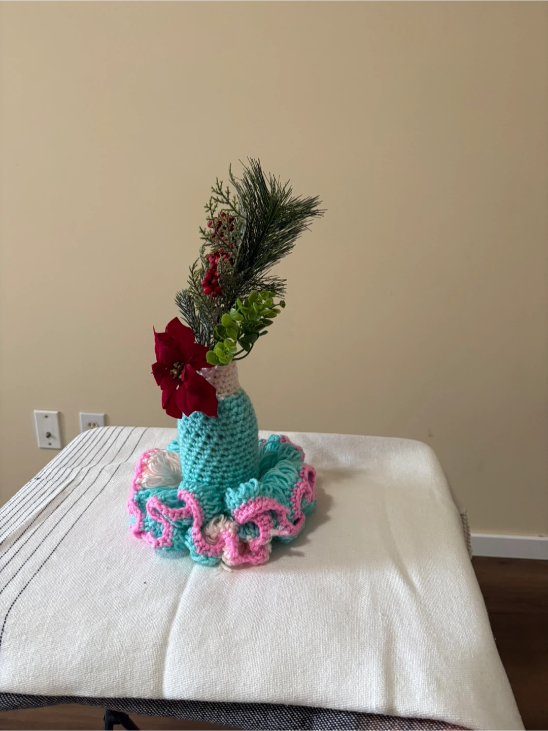 Handmade knitted bottles  flowers Decorations - photo 2