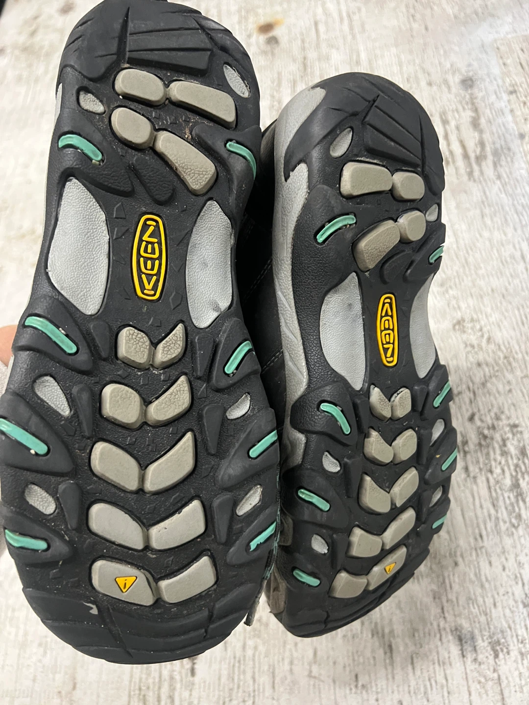 KEEN Women's Trail Hiking Shoes - photo 2