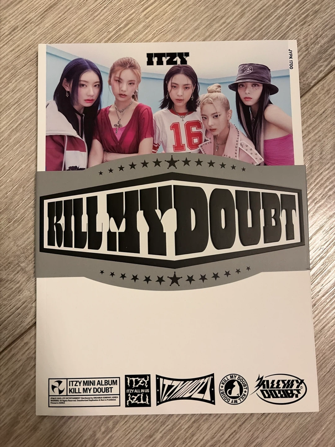 ITZY Kill My Doubt Mini Album