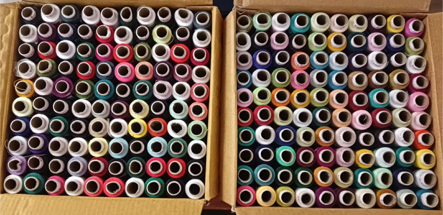 100pc Thread Set - Assorted Colors