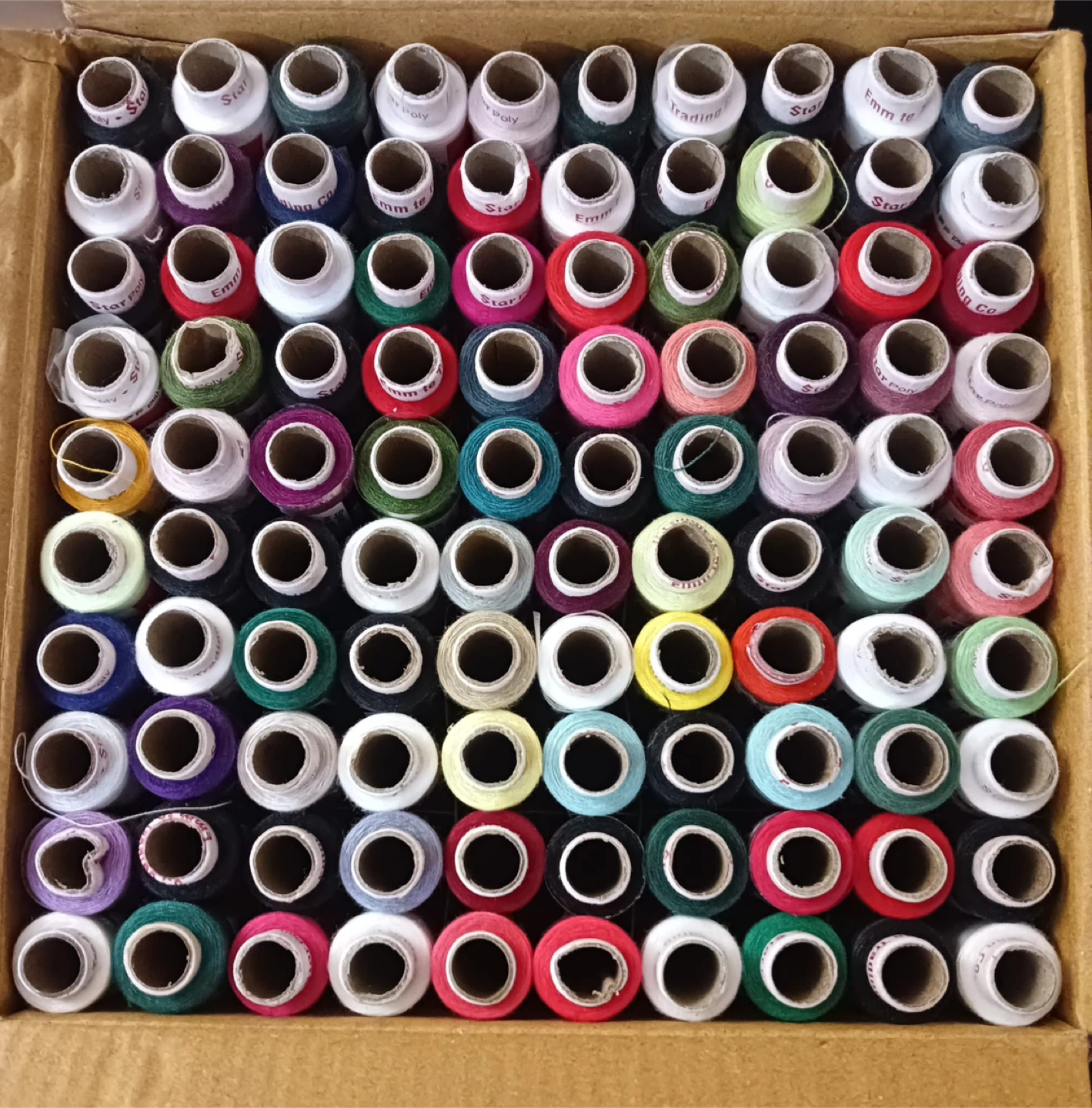 100pc Thread Set - Assorted Colors - photo 4