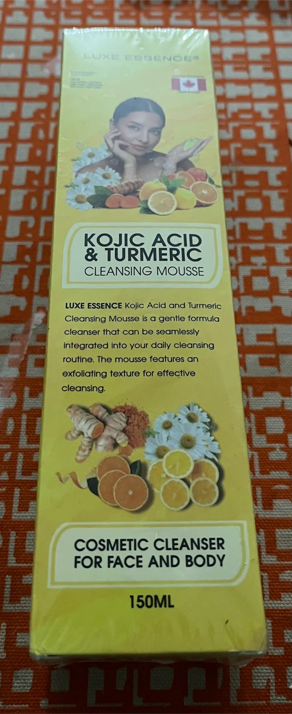 Luxe Essence Kojic Acid & Turmeric Cleansing Mousse - 150ml