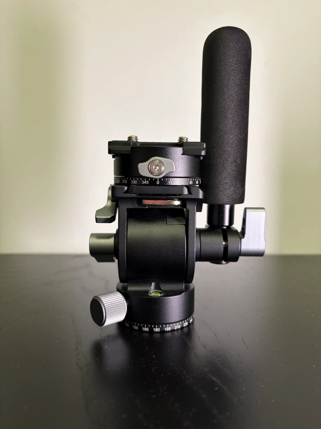 SmallRig Lightweight Fluid Video Head 360° Swivel - photo 4
