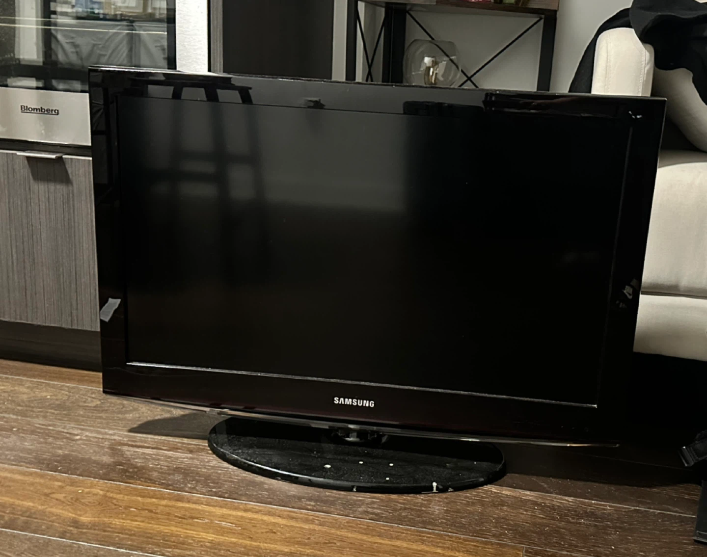 Samsung 32" HD Television LN32C450E1D