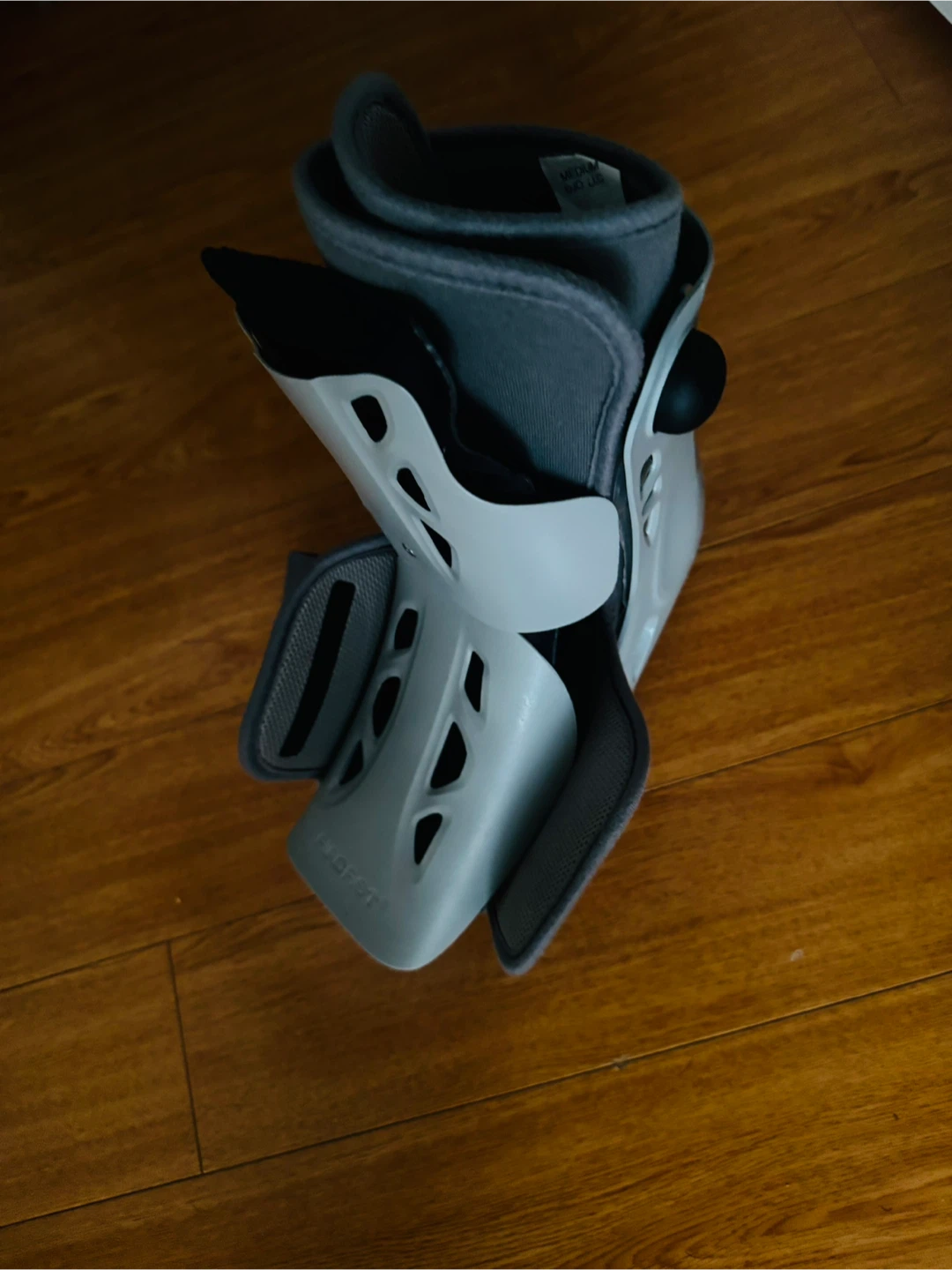 Air Walker Boot