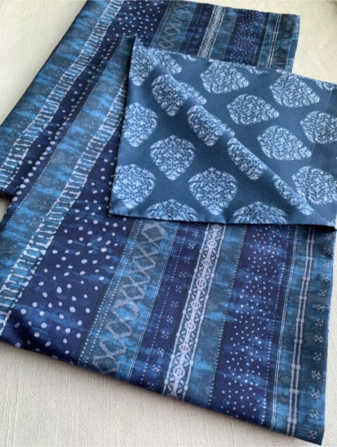 🆕Pillow Case Set by Jennifer Adams Home - photo 4