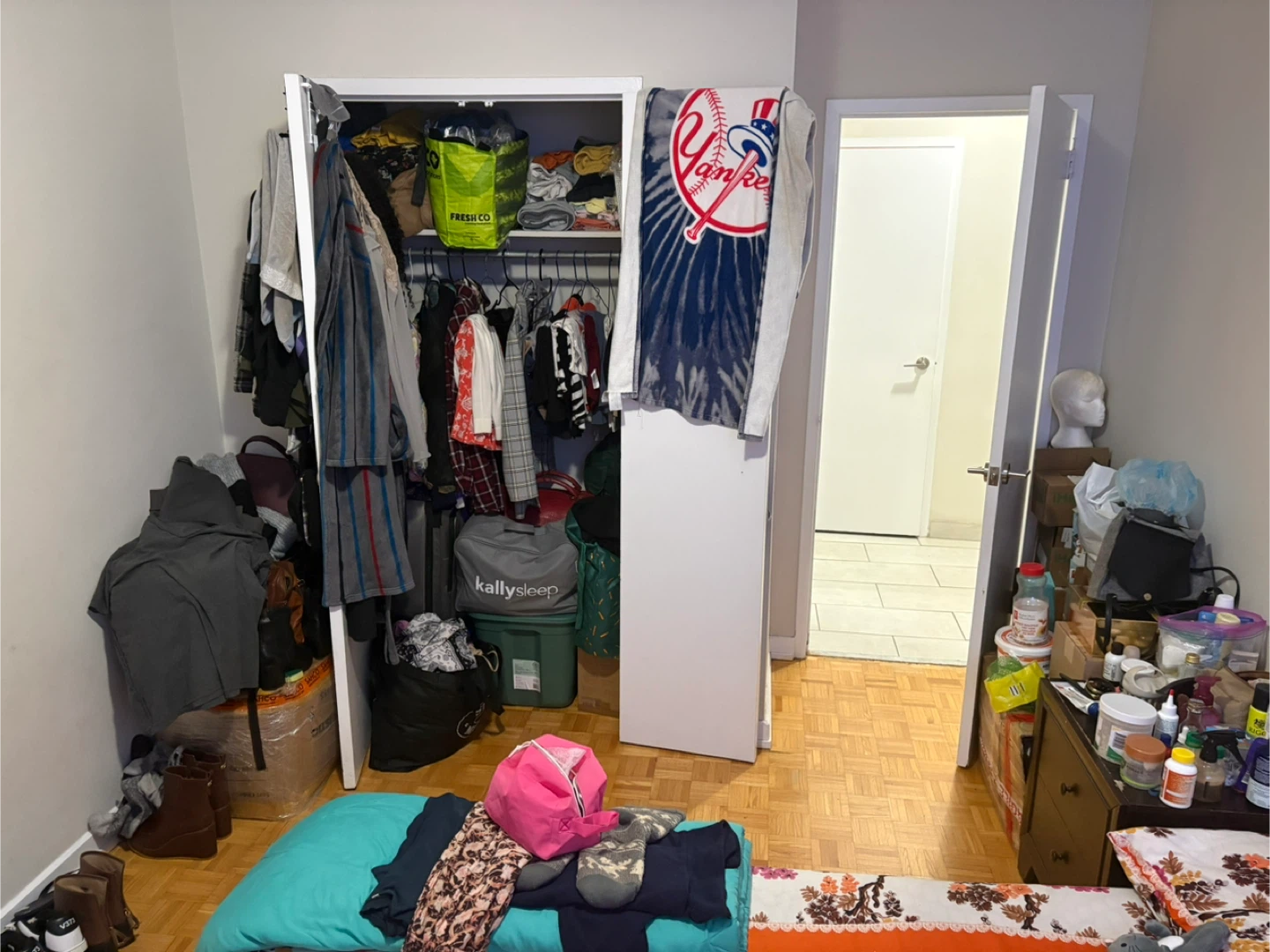 One bedroom in a two bedroom apartment for rent at 1000$ - photo 5