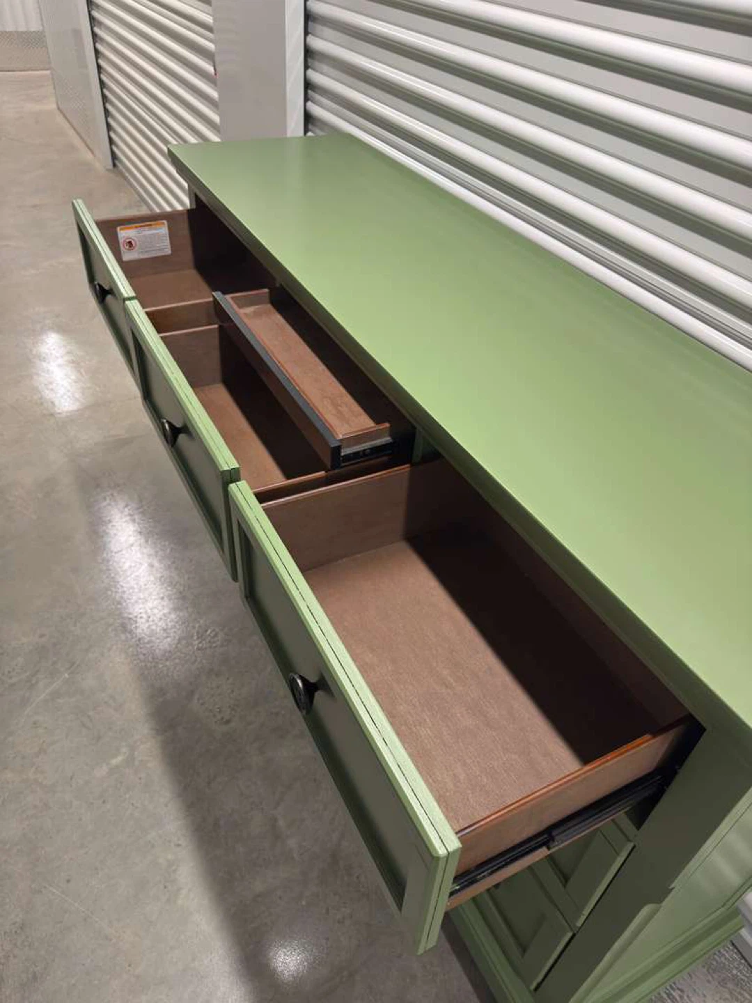 🚨Free Delivery NJ/NY Green Solid Wood Dresser- 7 Drawers - photo 3