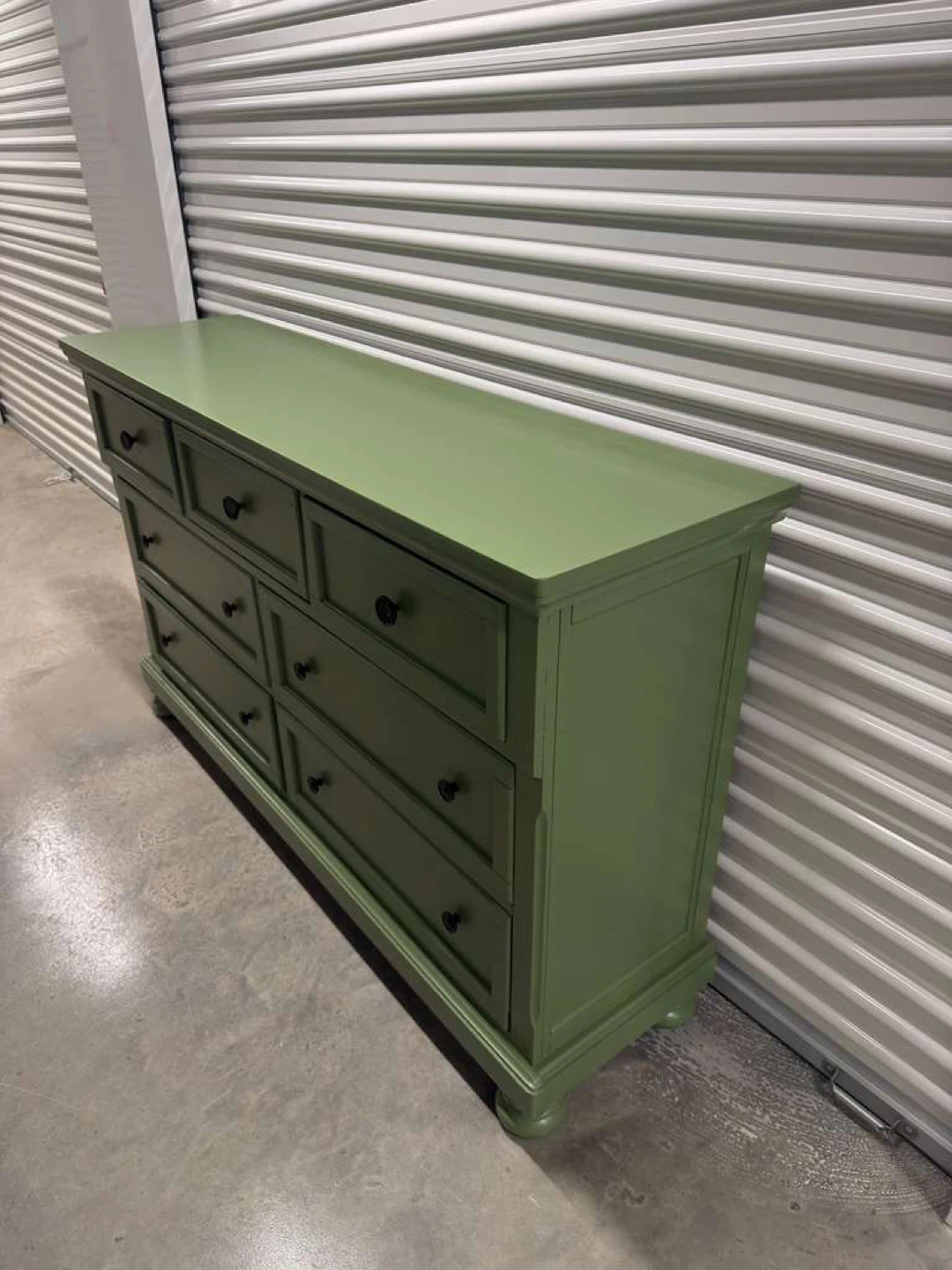 🚨Free Delivery NJ/NY Green Solid Wood Dresser- 7 Drawers - photo 4