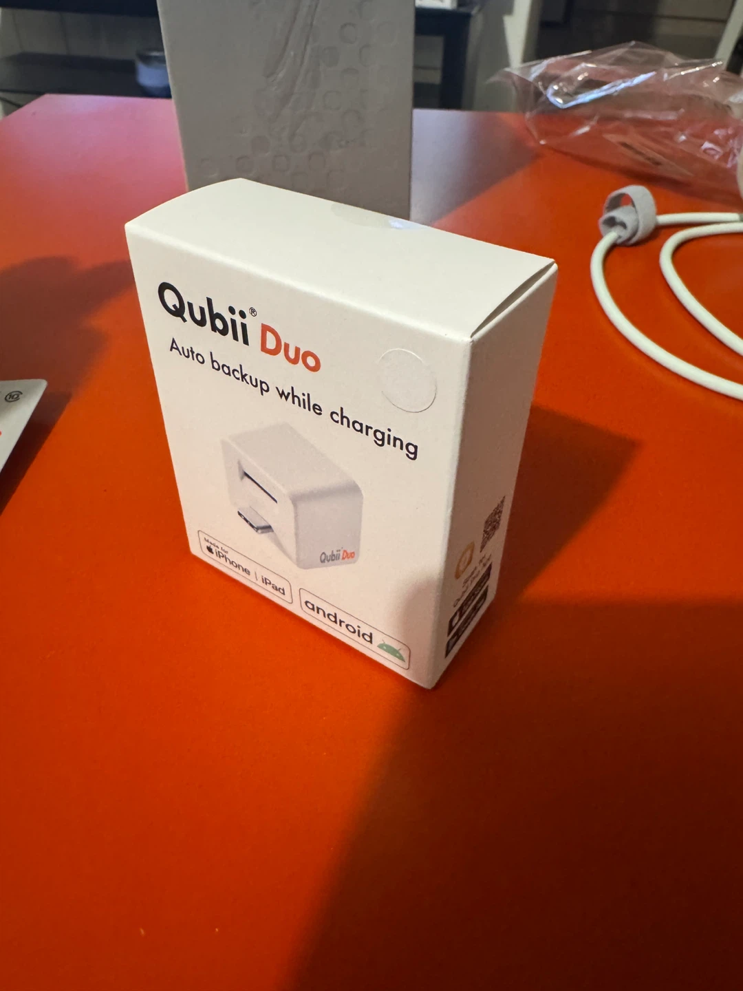 Qubii Duo Auto Backup Device with 128GB SanDisk MicroSD Card - photo 4