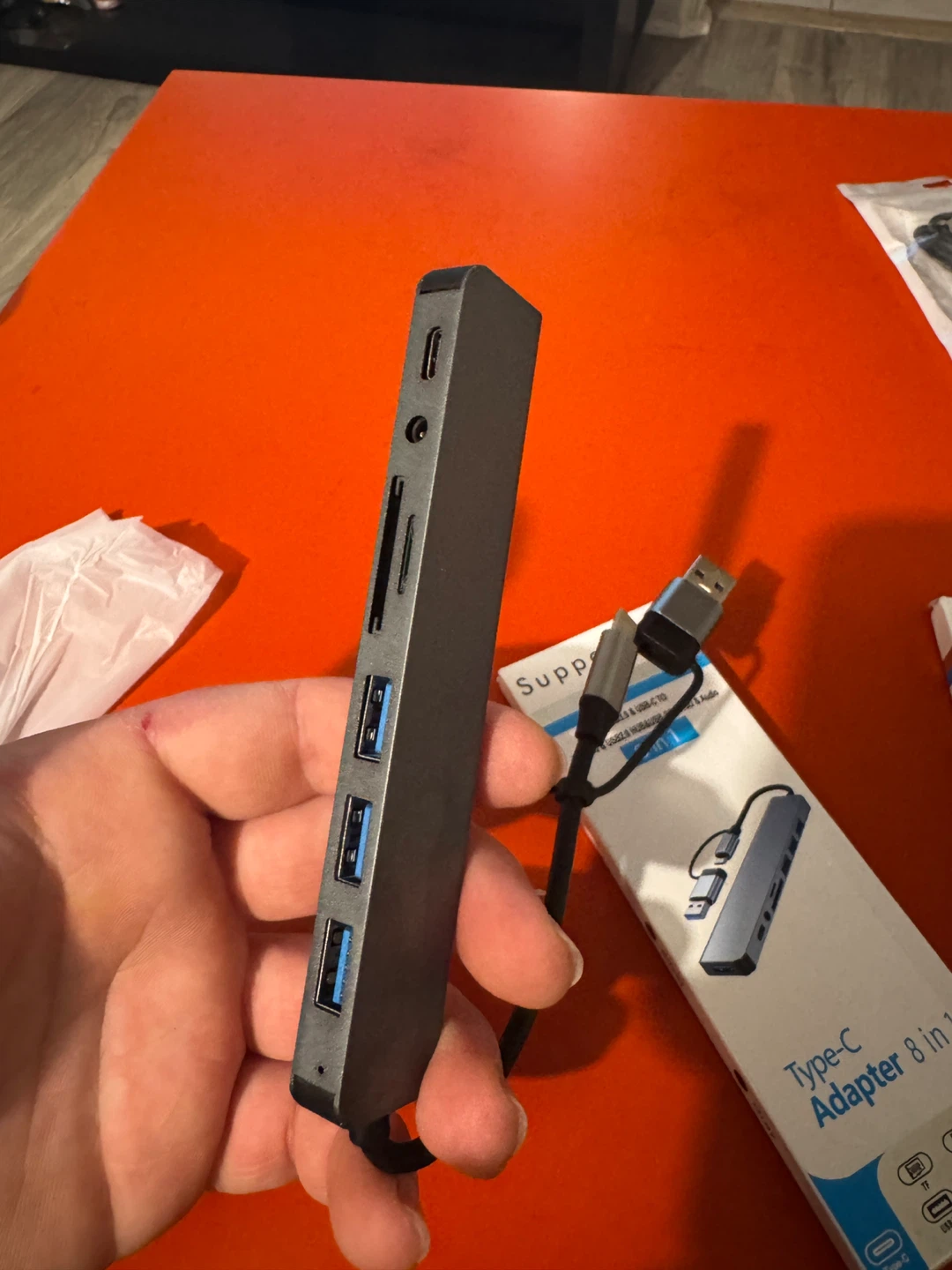 Type-C 8-in-1 Adapter Hub - photo 3