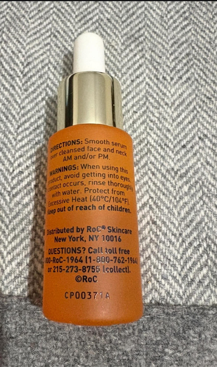 ROC Multi-Correxion Revive + Glow Daily Serum Vit C - photo 2