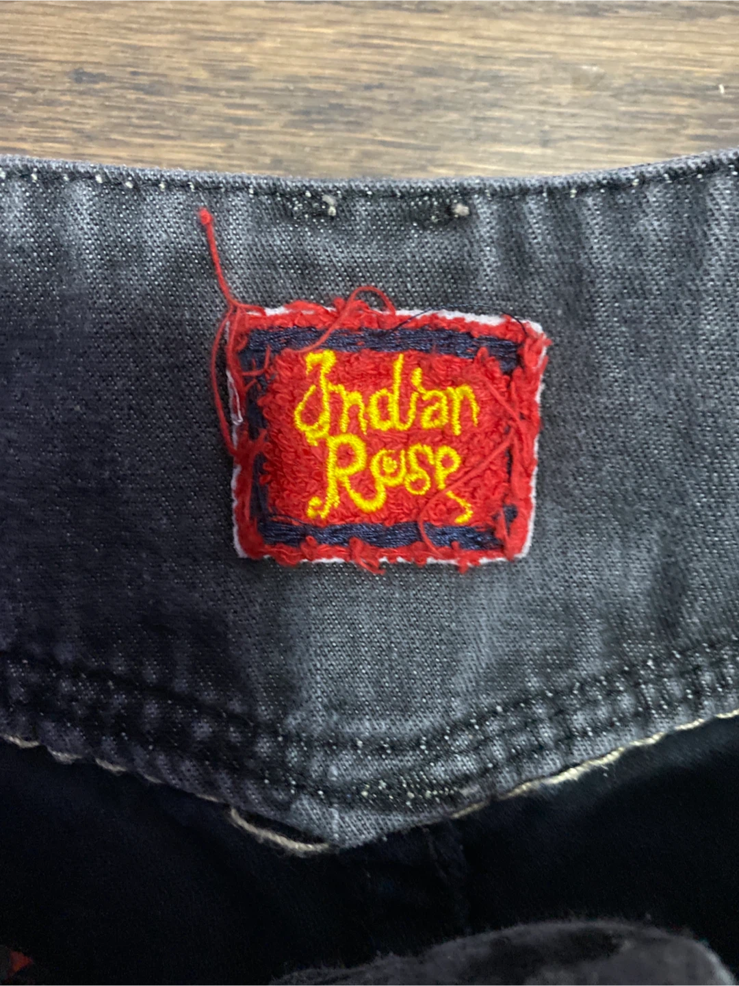Size 28 Indian Rose Black Embroidered Cropped Jeans - photo 3