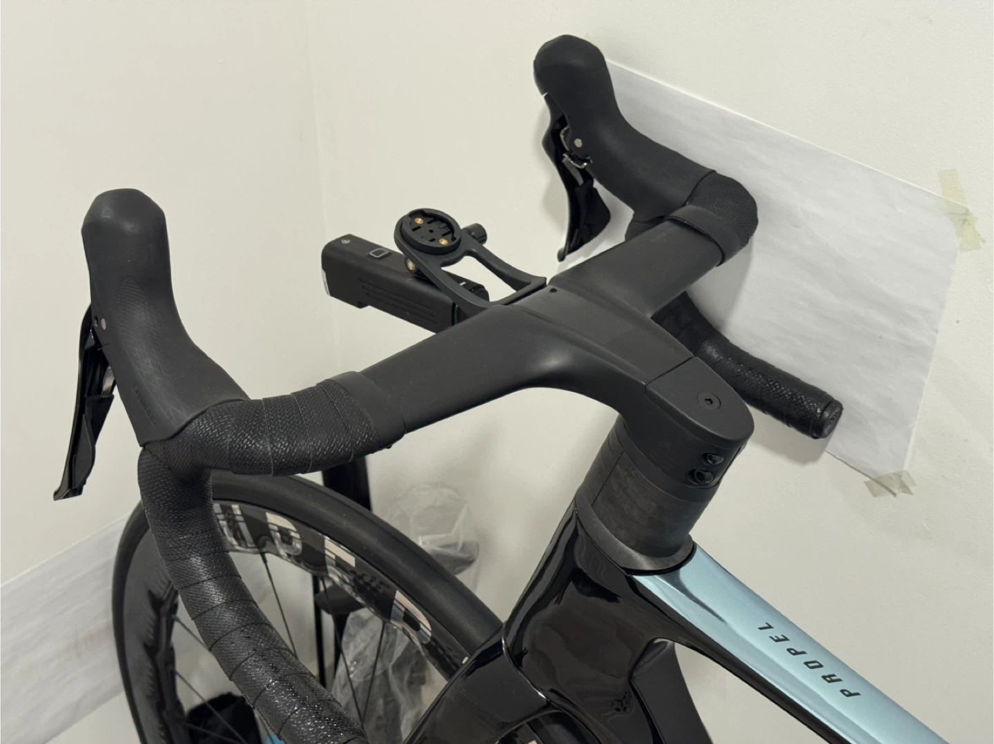 Giant Propel Advanced 2 Road Bike - Excellent Condition - photo 5