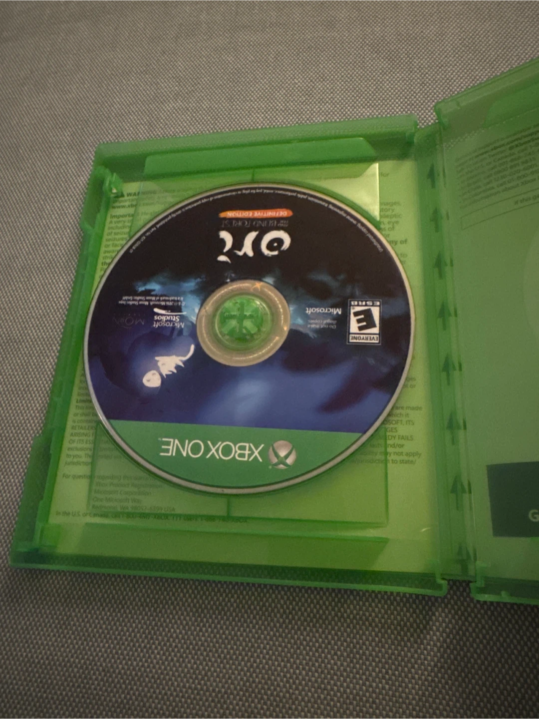 Ori and the Blind Forest: Definitive Edition Xbox One Game - photo 2
