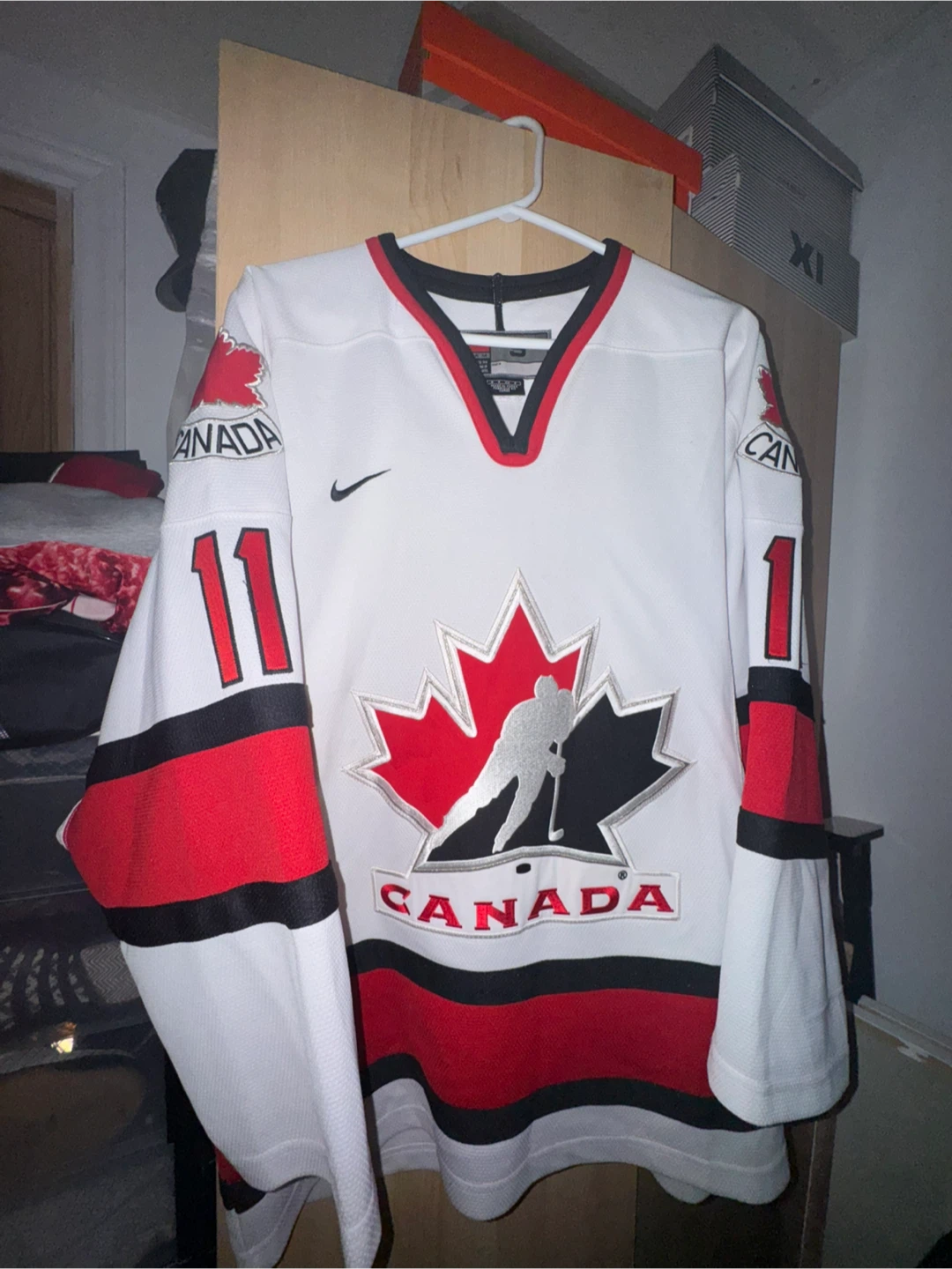 Nike Team Canada Hockey Jersey #11