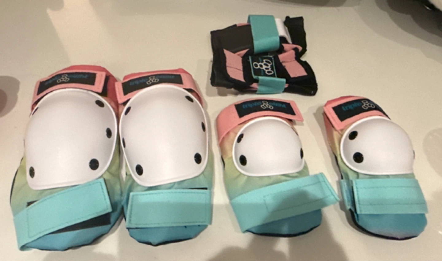 Triple Eight Protective Gear Set, Size small - photo 4