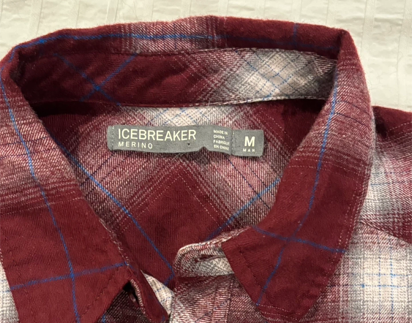 Icebreaker Merino Plaid Flannel Shirt - women’s s Medium - photo 3