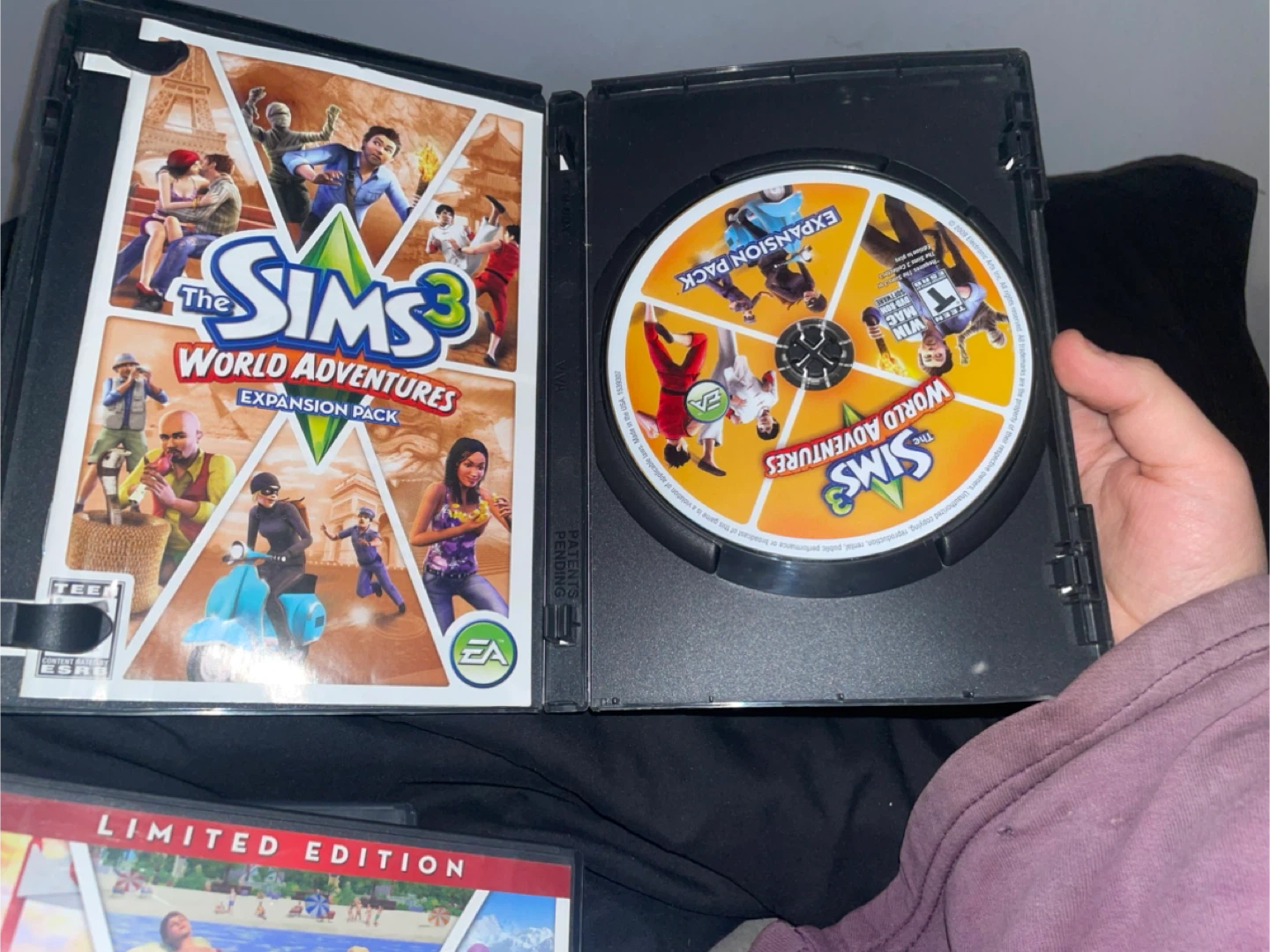 The Sims Life Stories PC Game - photo 5