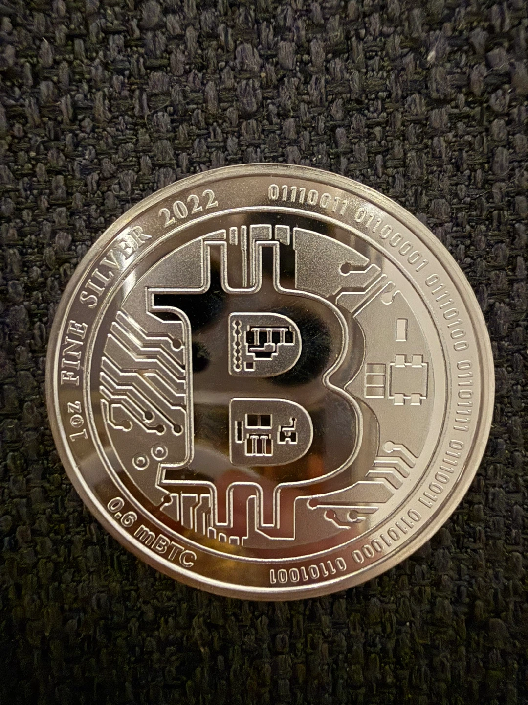 2022 1oz Fine Silver Bitcoin Coin