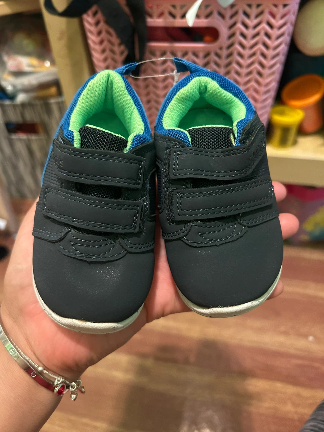 Carter’s baby shoes size 4.5 🥕 - photo 2