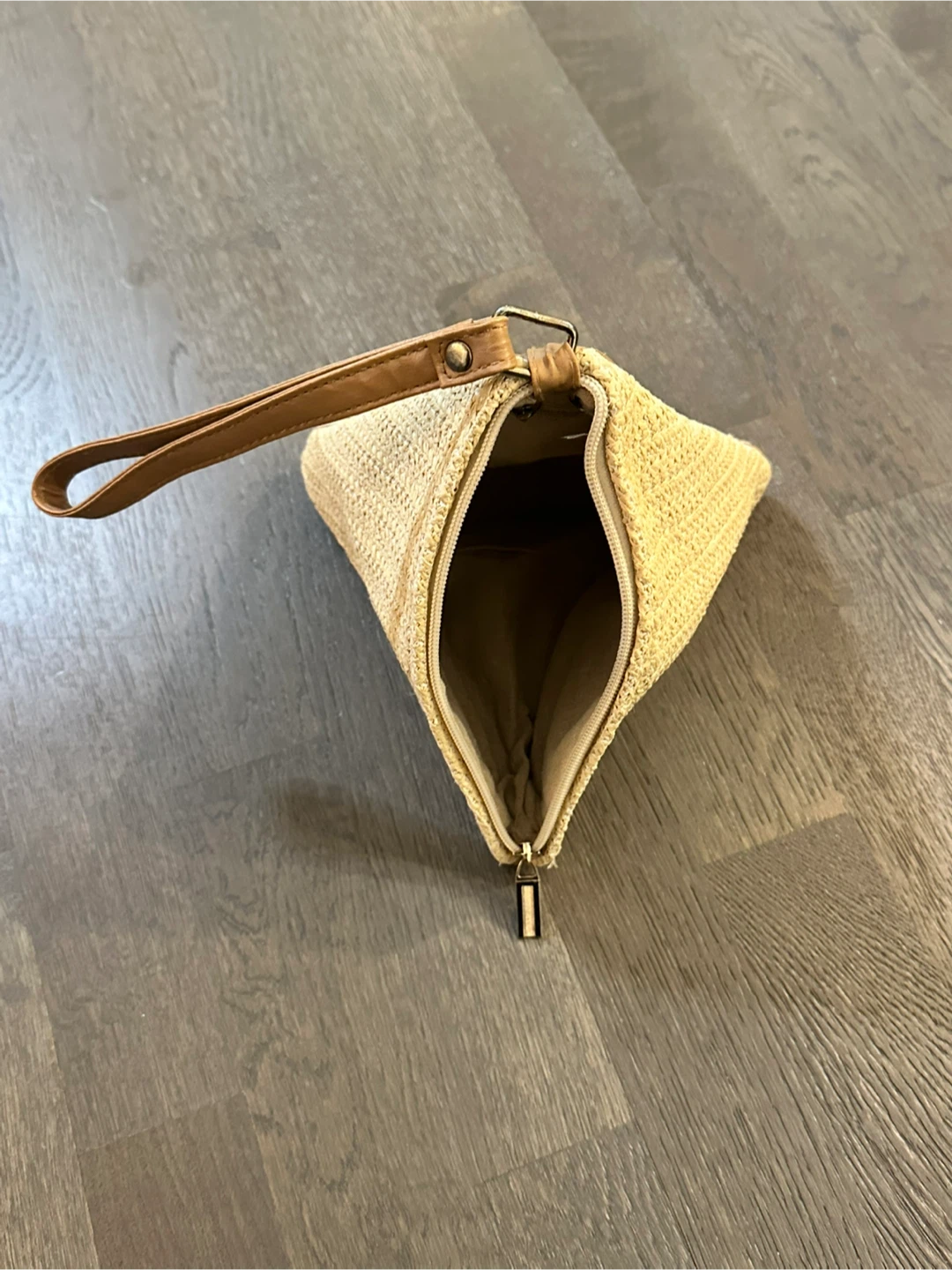 ✨Pyramid Handbag with Leather Holder - photo 2