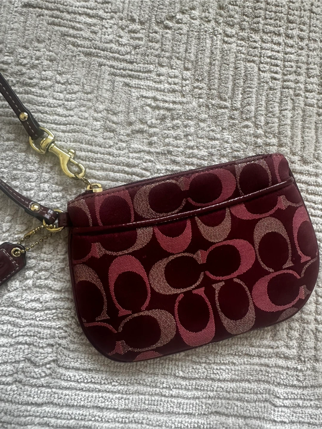 Coach Wristlet Burgundy Signature Pattern - photo 2