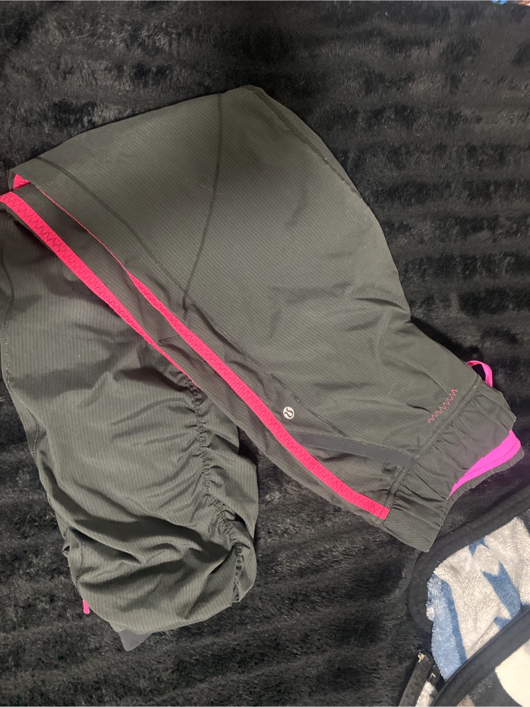 Lululemon Athletica Grey Pink Ruched Track Pants - photo 3