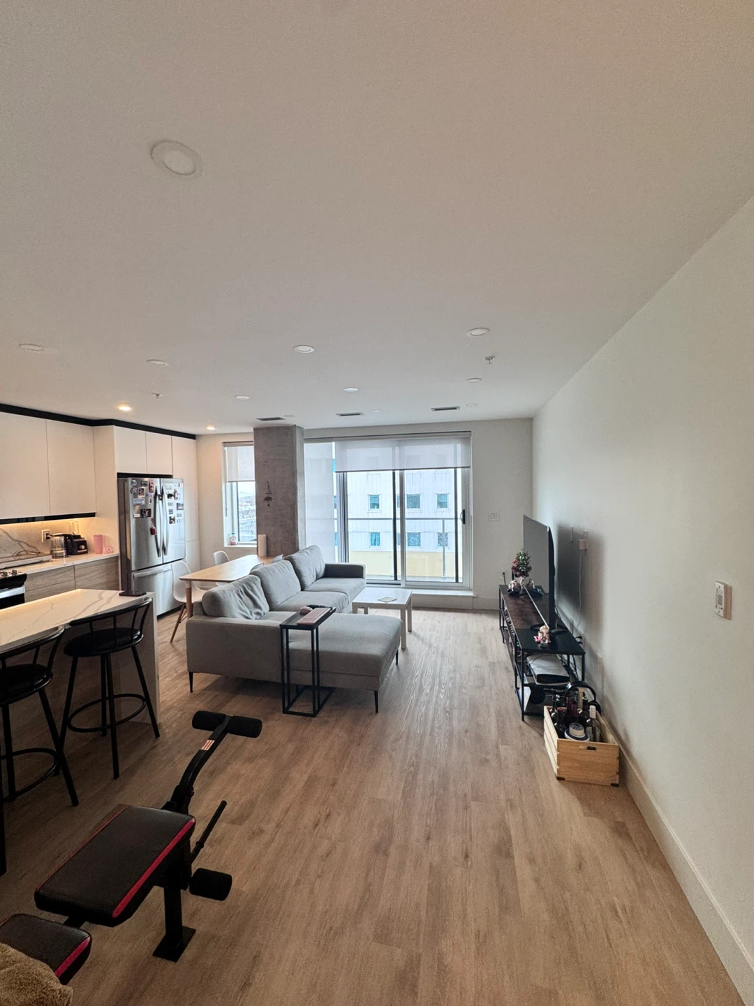 1 bd 1 bath modern unit - photo 2