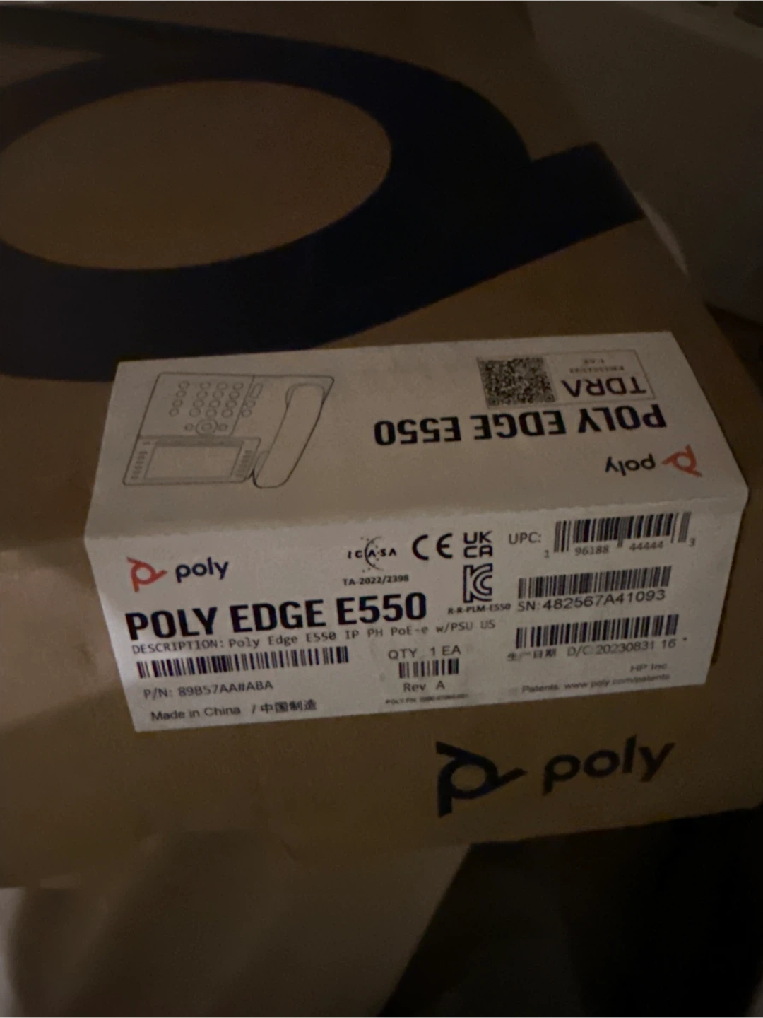 Poly Edge E550 VoIP Phone - photo 2