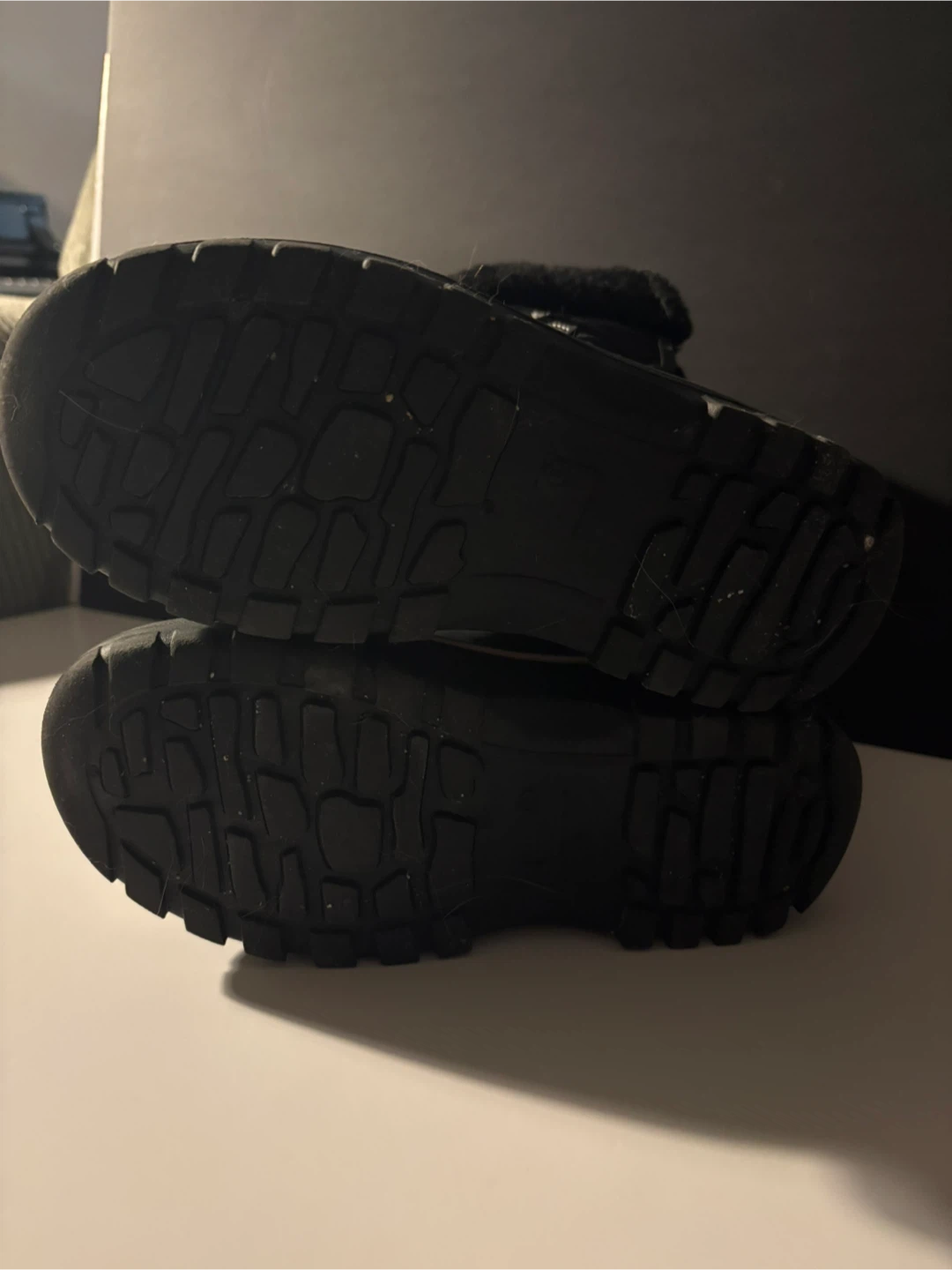 Black Insulated Winter Boots with 3M Thinsulate - photo 3