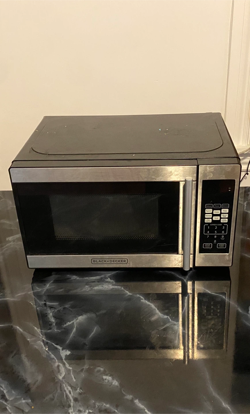 Black+Decker Microwave - photo 4