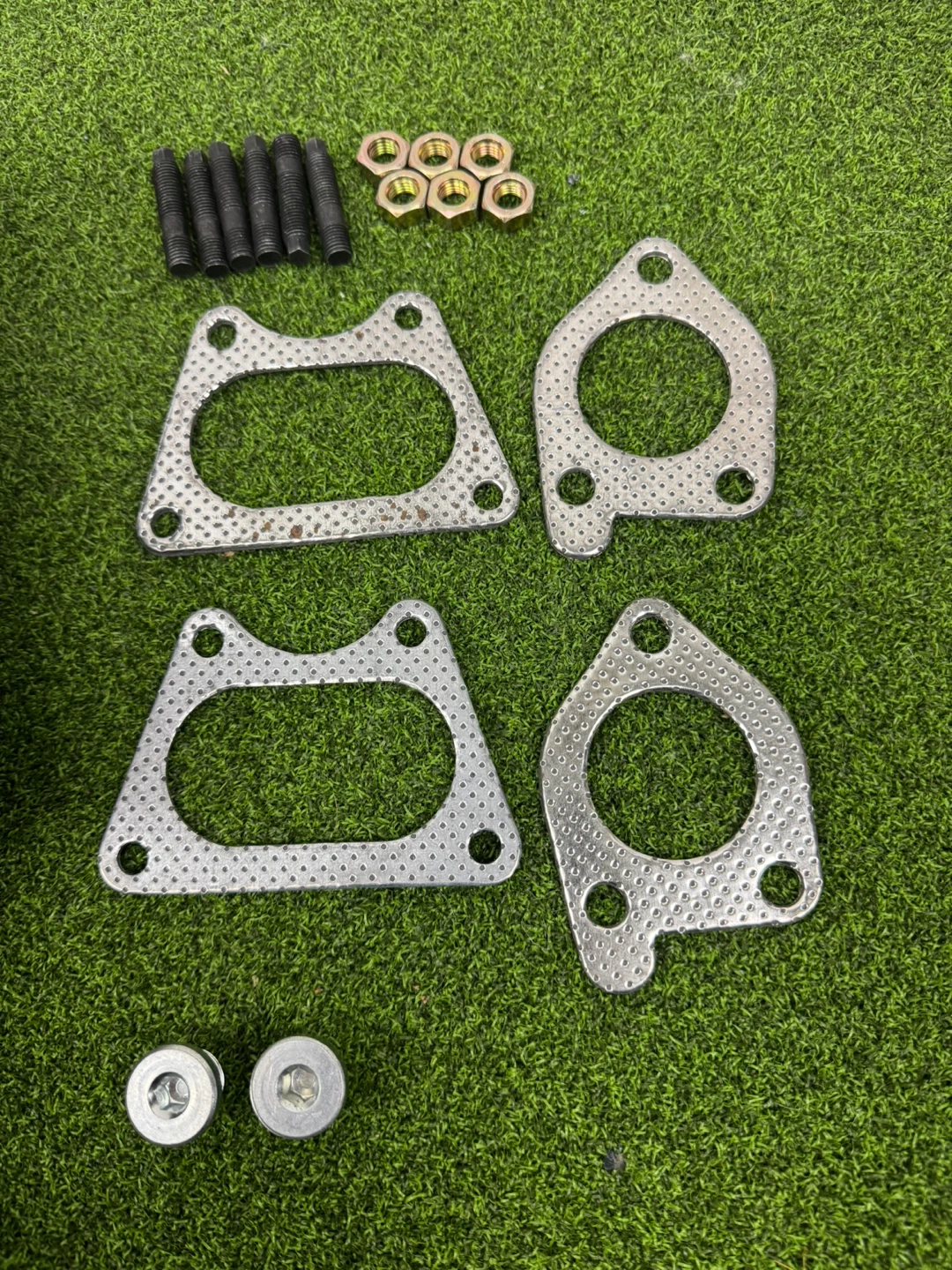 2x Catalytic Converters with Gaskets & Hardware - photo 2