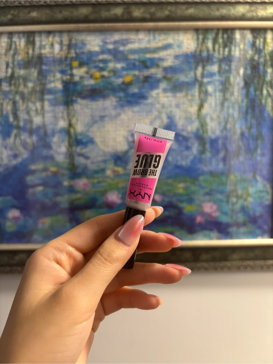 NYX Professional Makeup The Brow Glue