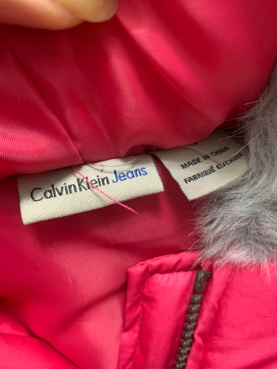 Calvin Klein Jeans Puffer Vest with Fur Hood - photo 2
