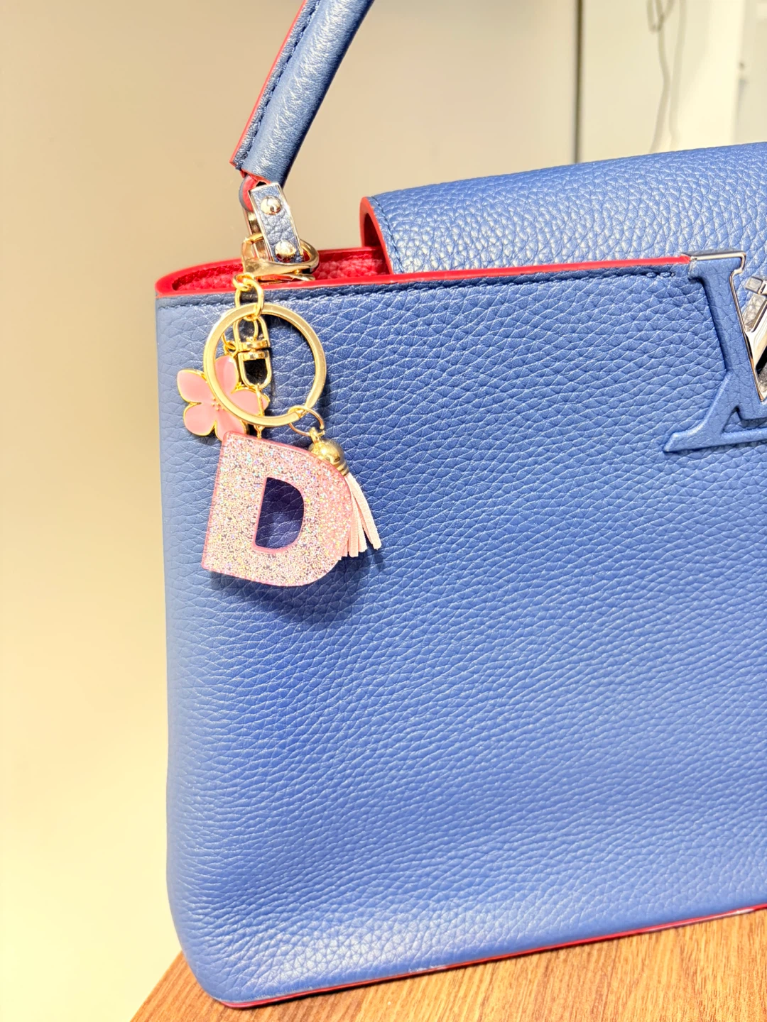 Pink Glitter Letter D Keychain with Flower and Tassel - photo 2
