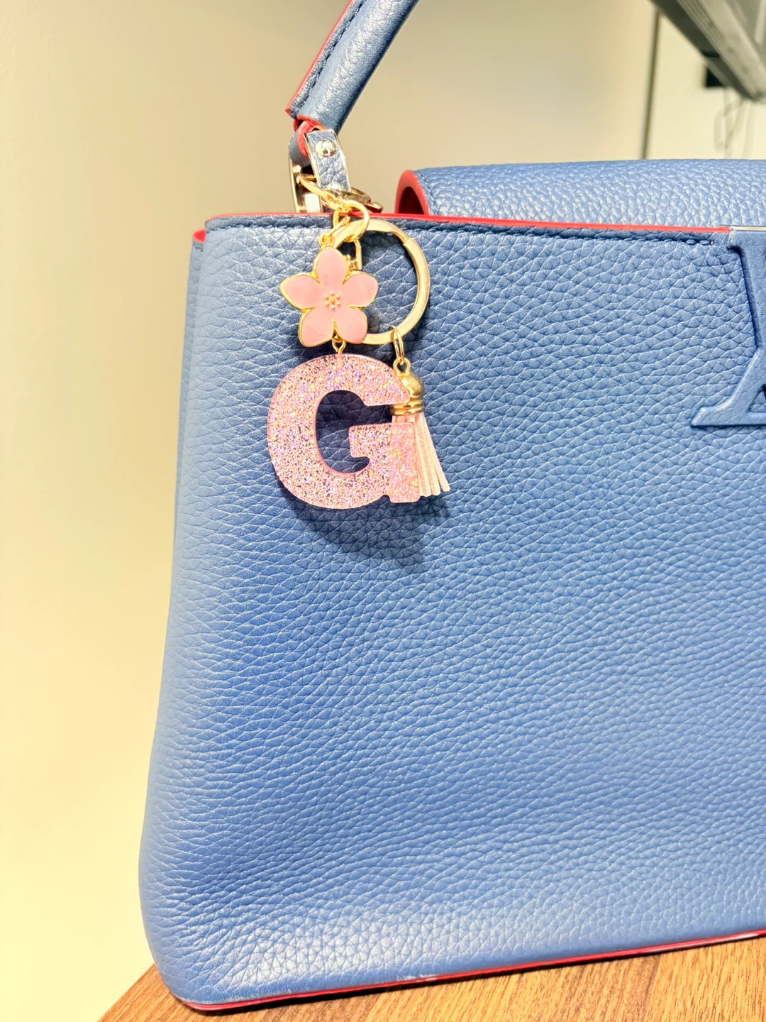 Pink Glitter Letter G Keychain with Flower Charm - photo 2