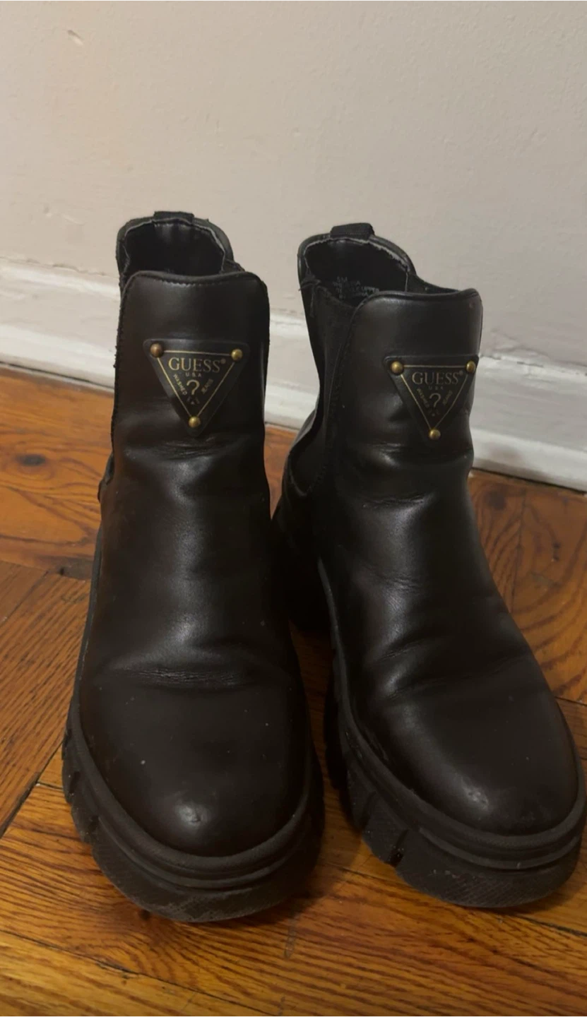 Guess GWHESTIA Black Chelsea Boots Size 5M