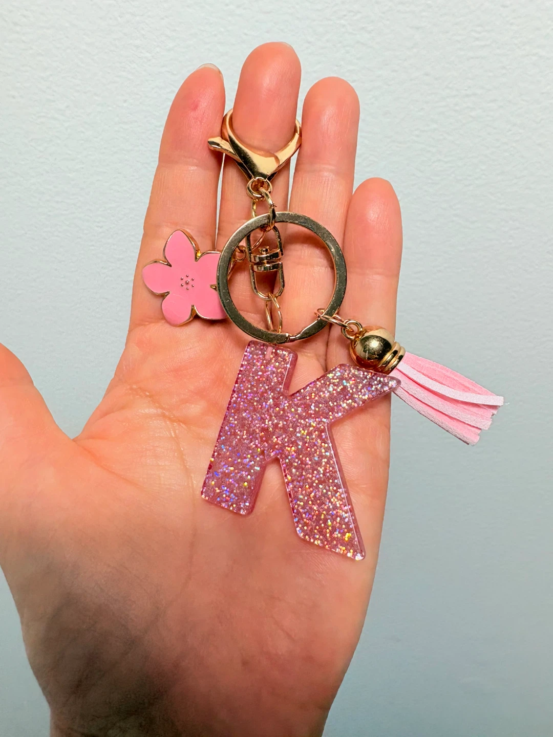 Pink Glitter "K" Letter Keychain with Flower Charm - photo 3
