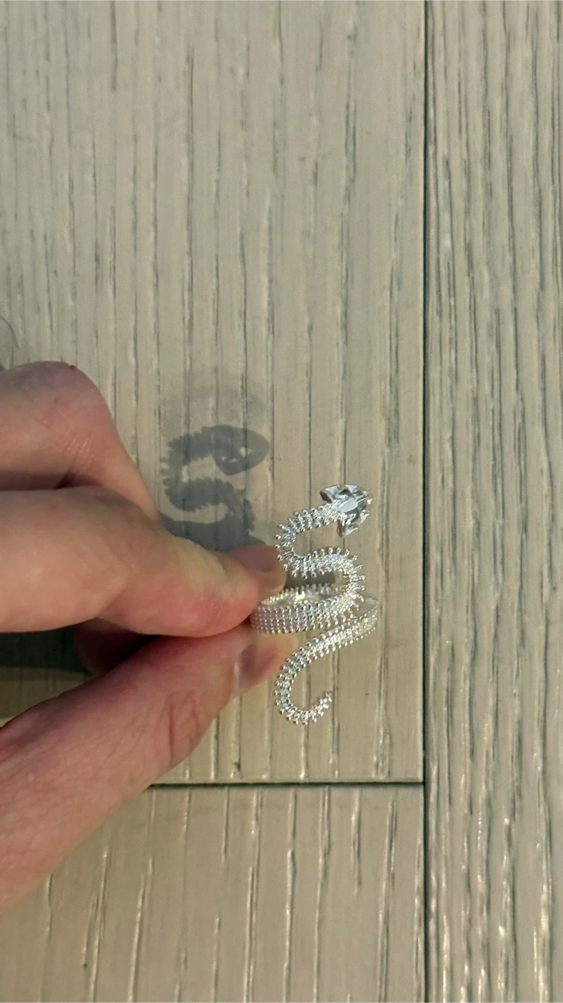 Silver Snake Ring Size 5-6 (not pure silver !)