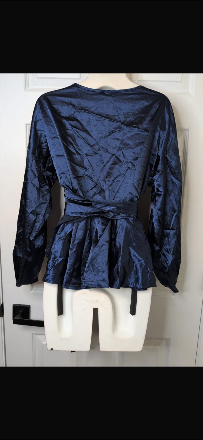 NEW! AVANOVA Navy Blue Satin Wrap Blouse XL - photo 3