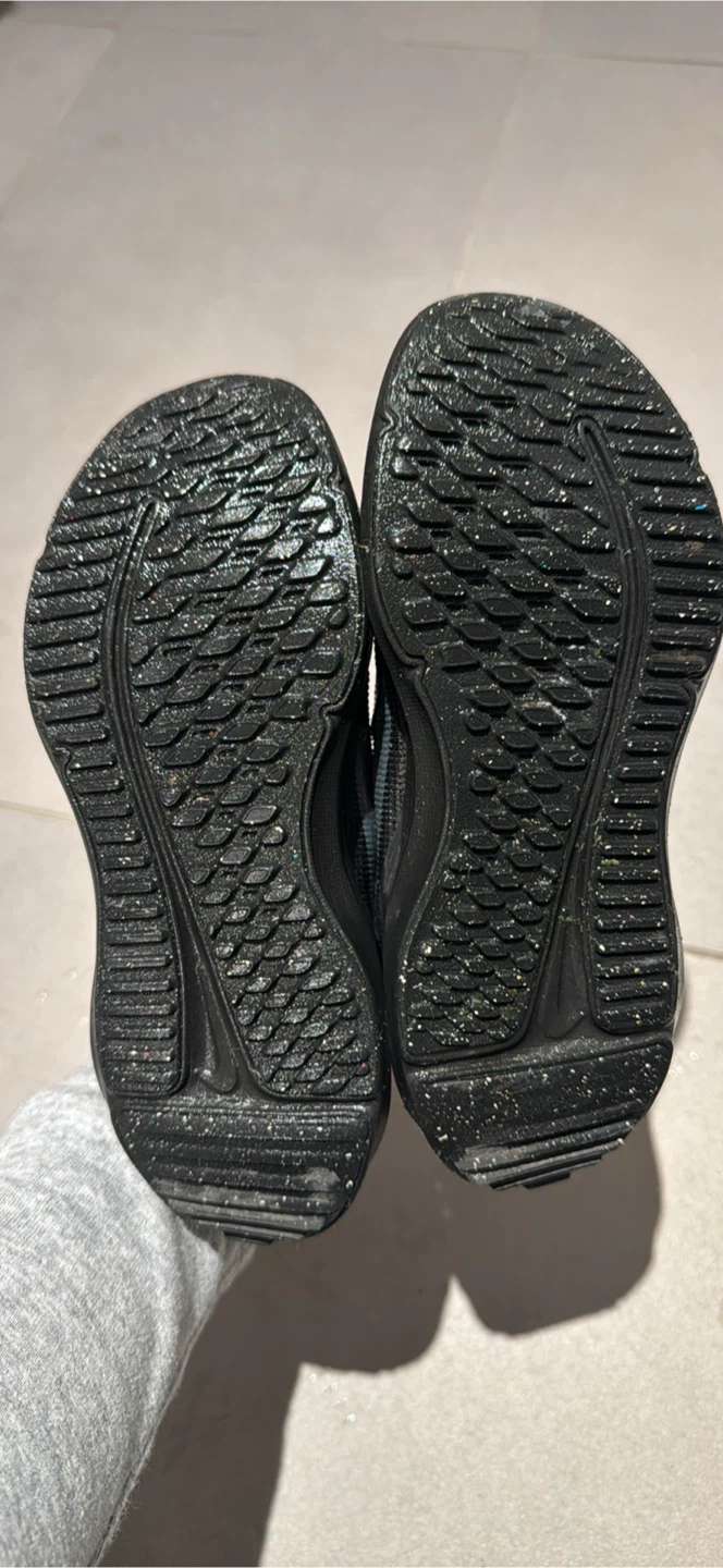 Nike Black Velcro Running Shoes - photo 4