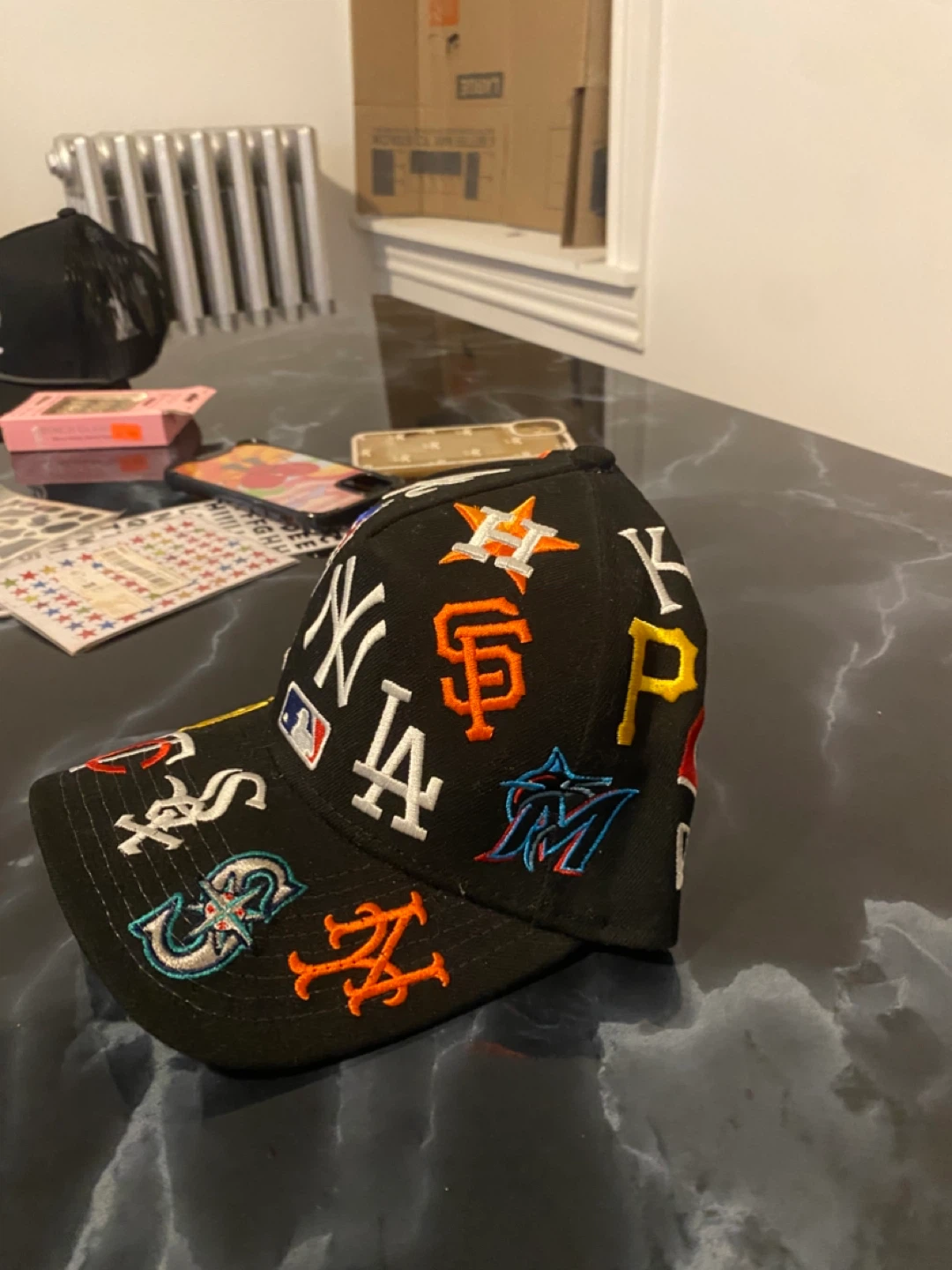 New Era 9FORTY MLB All Over Logo Baseball Cap - photo 3