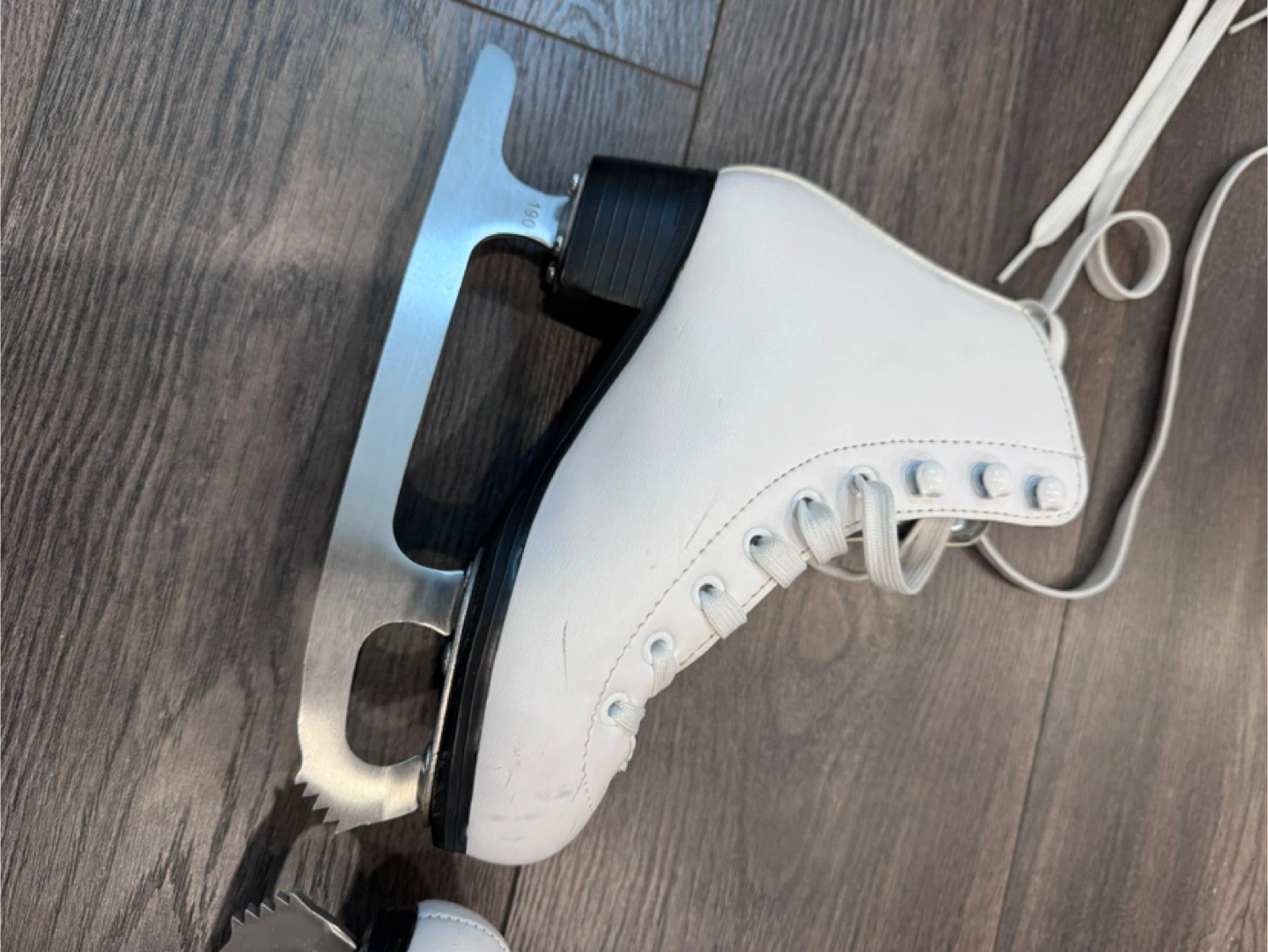 Vicko Hockey Skates - photo 3